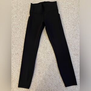 Lululemon wunder train HR 25” with Pockets size 8